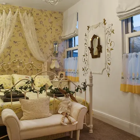 Strawberry Fields Semesterbostad